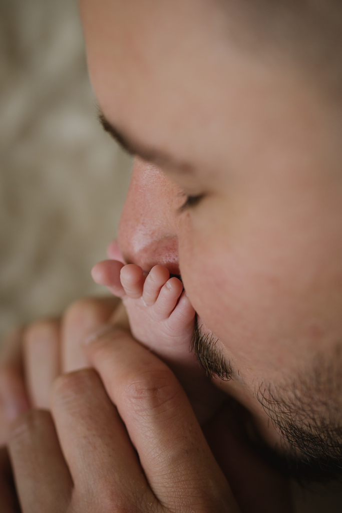 natural lifestyle newborn photographer Melbourne, Werribee & Geelong