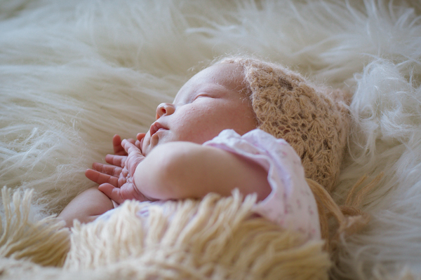 natural newborn photographer melbourne